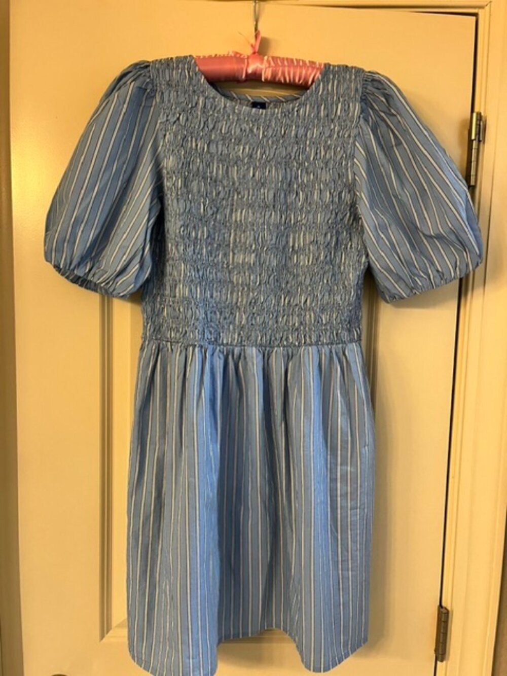 Old Navy Dress / Size Medium / Light Blue with dark stripe